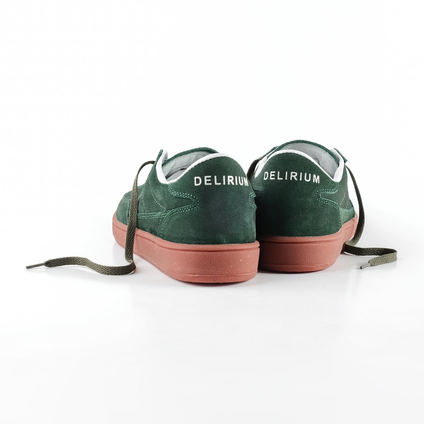 DELIRIUM Sepatu Suede Dhelvin OG Trainers Sport