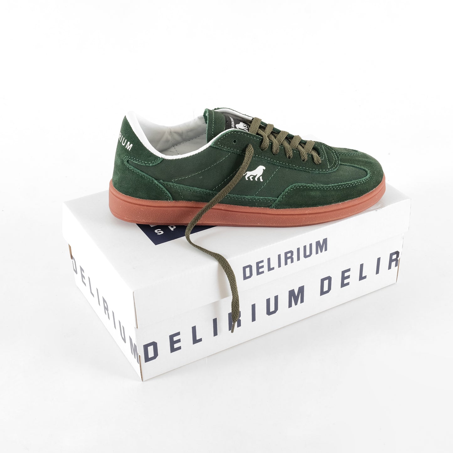 DELIRIUM Sepatu Suede Dhelvin OG Trainers Sport